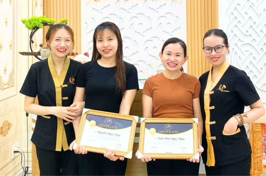 Lợi ích khi lựa chọn các khoá học nghề ngắn hạn cho nữ
