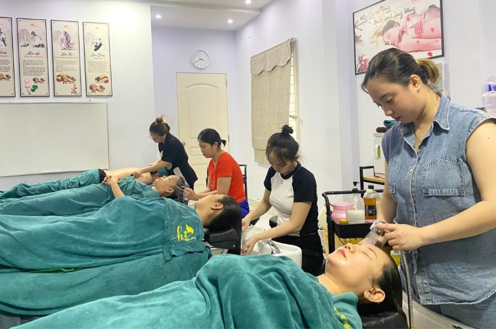 Những khoá học nghề ngắn hạn cho nữ có thu nhập cao